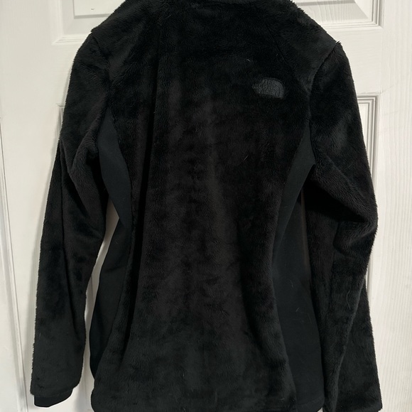 Women’s zip up North Face fleece - Picture 3 of 3